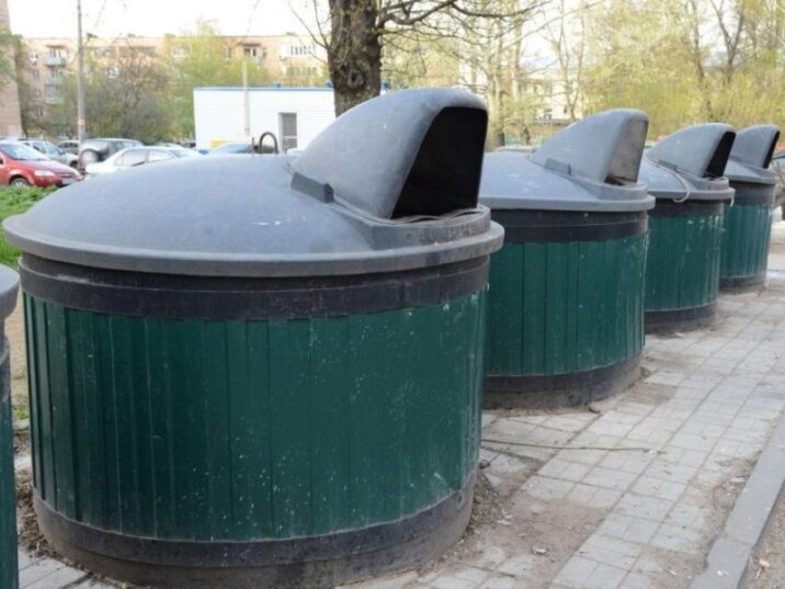 Заглубленные мусорные контейнеры демонтируют на улице Дзержинского в Коломне Новости Коломны 